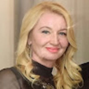 Meet your Posher, Daniela